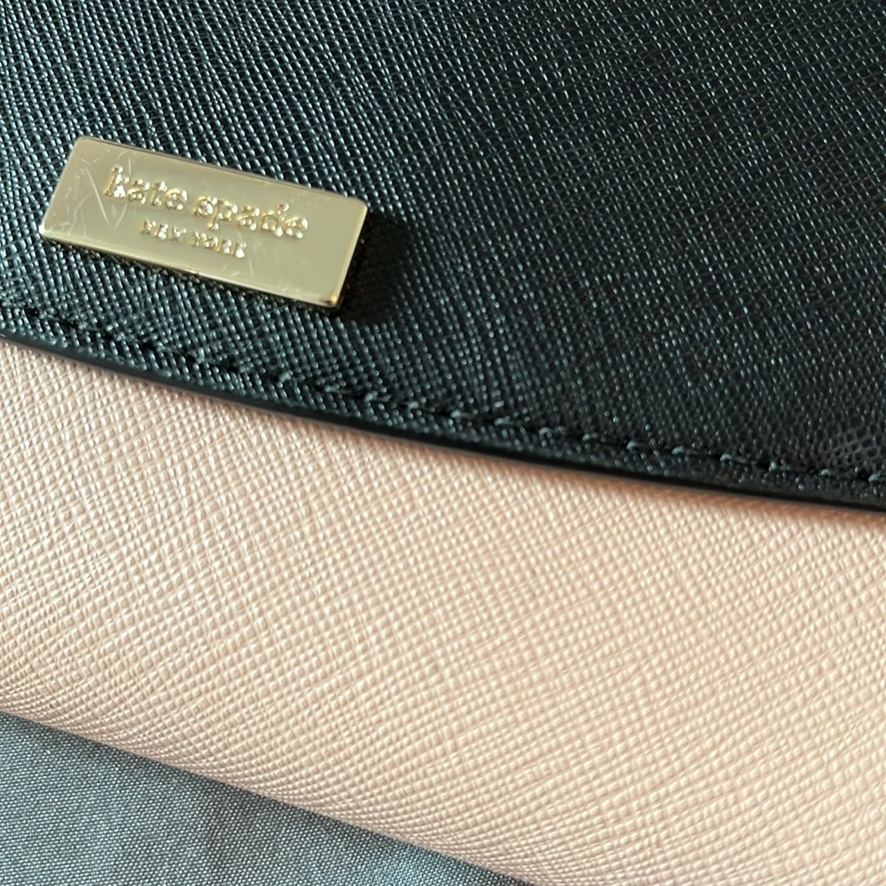 KATE SPADE Light Pink and Black Phone Crossbody - Picture 6 of 6